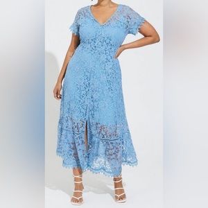 Torrid, Maxi Embroidered mesh button front dress. Light blue. Size 3. New w/tags